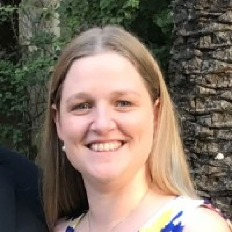 Hayley Paproth